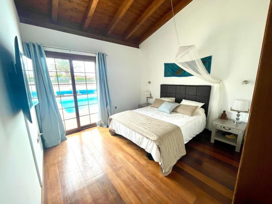 Stunning Villa Amanecer Corralejo Buitenkant foto